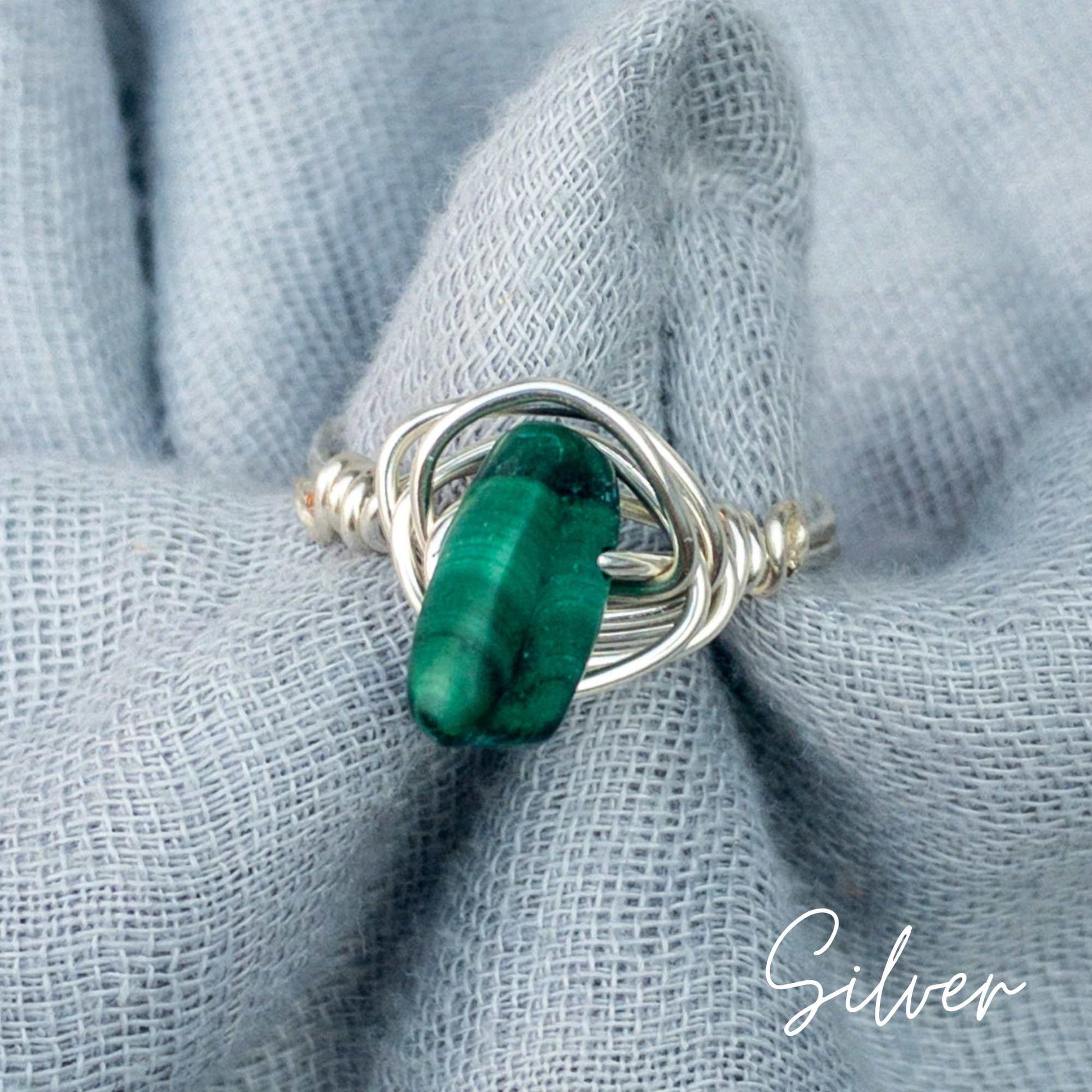 Malachite wire wrapped rings silver 