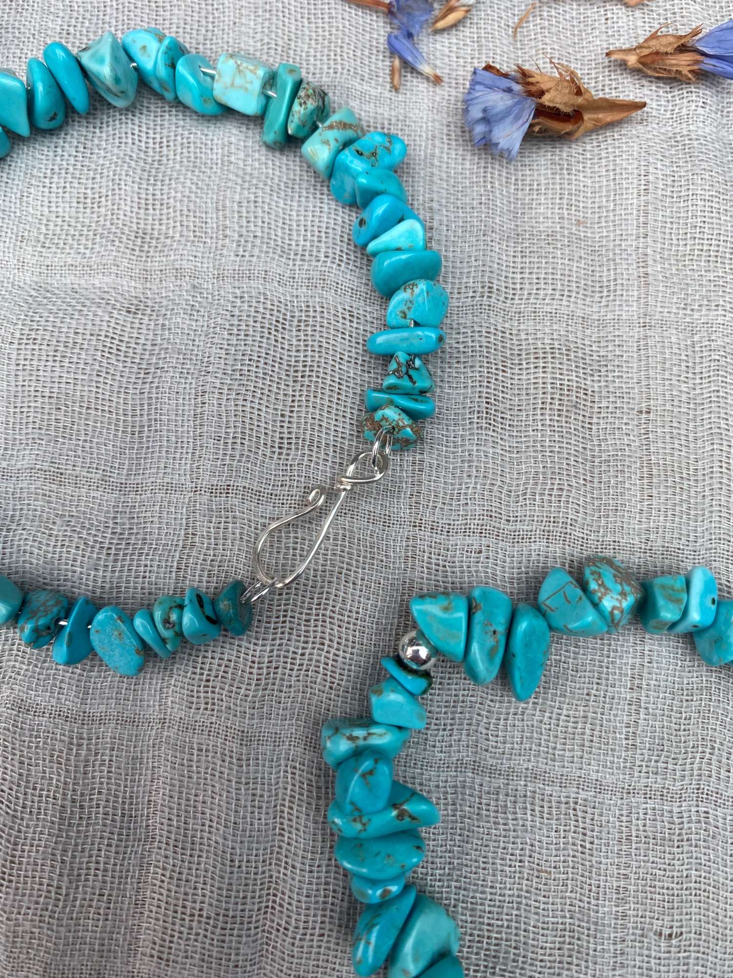 Turquoise Howlite bracelet one stretch cord one memory wire with silver handmade clasp close up